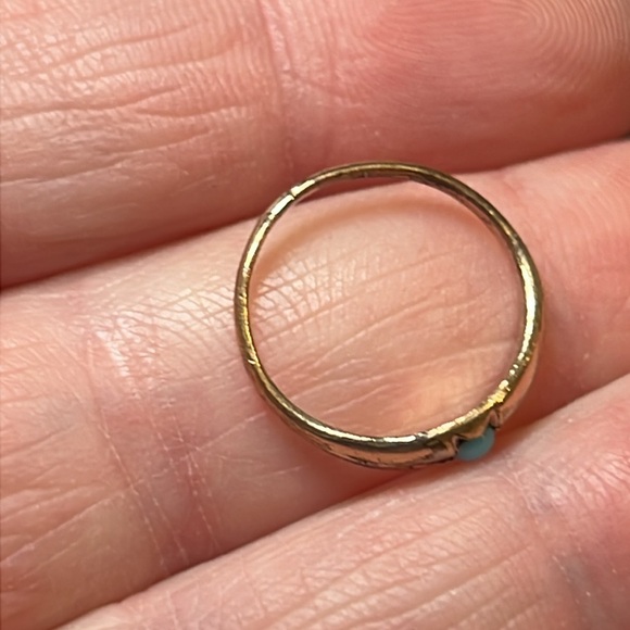 Antique turquoise starburst gold filled or gold shell tiny baby / child ring - Picture 7 of 7